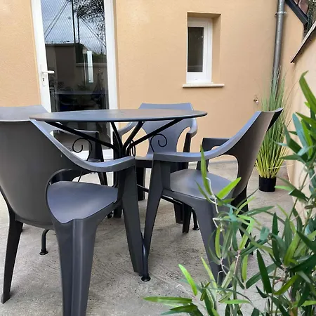 Holiday home La P'tite Maison Courgains